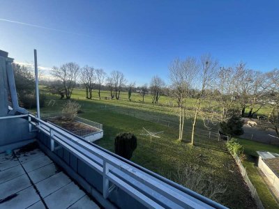 2 Zimmer Wohnung mit Einbauküche und Traumhafte Ausblick, mit Stellplatz