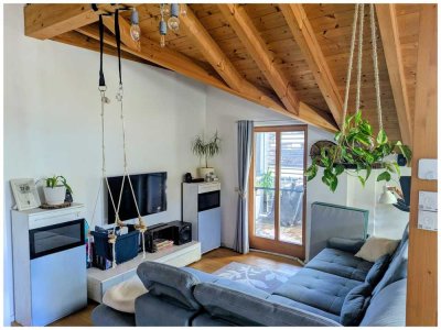 Dachgeschoss- Wohnung zum Wohlfühlen