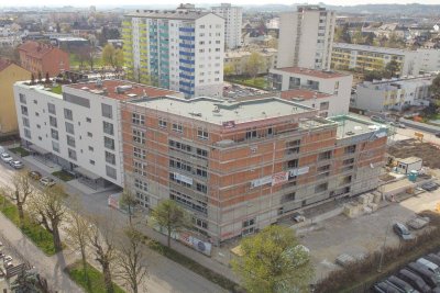Provisionsfrei - kompakte 2 Zimmer Wohnung mit Loggia, Wels/ Neustadt