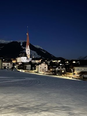 Großzügige Eigentumswohnung mit zusätzlicher Garçonnière