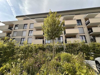 Neuwertige Erdgeschosswohnung mit Garten, TG-Stellplatz und Außenstellplatz in Leutkirch