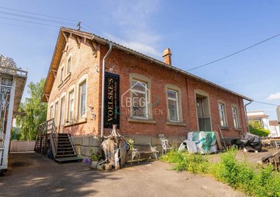Platz für Praxis, Werkstatt, Atelier, Gewerbe 
- mit Garten und Stellflächen
