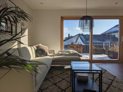 Vermiete hochwertige Wohnung mit EBK, großem Balkon