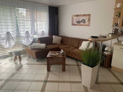 Geschmackvolle, gepflegte 2,5-Zimmer-Wohnung mit gehobener Innenausstattung & EBK in Sindelfingen