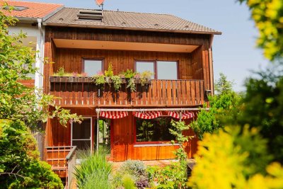 Reiheneckhaus mit schönem Garten in Mering