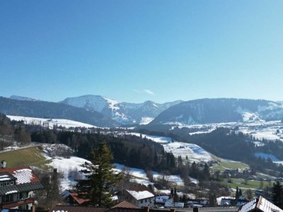 2-Zimmer - Wohnung im Zentrum von Oberstaufen
 Dachgeschoss - Stilvoll möbliert