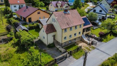Wohnen wo andere Urlaub machen! Doppelhaushälfte mit Gartenhaus und Garage