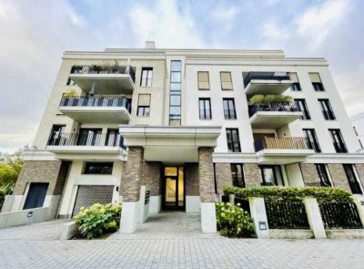 Parkend Europaviertel: 5 Zimmer Luxuswohnung mit 2 Balkonen und TG Stellplatz, Kapitalanlage