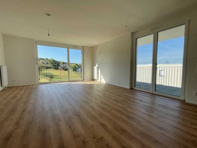 Zwischen Freiburg & Basel: Moderne 4-Zimmer-Wohnung mit riesigem Balkon und Fernsicht