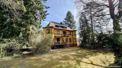 *** Herrliche historische Villa mit parkähnlichem Grundstück in Eibach ***