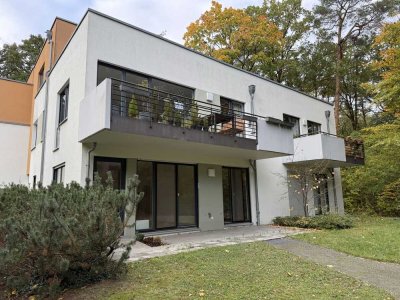 Wunderschöne Terrassenwohnung in den Wannenseegärten ***behindertengerecht mit sep. Eingang***