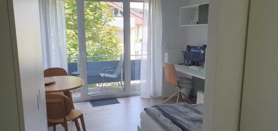 Wohnung möbliert nahe Zentrum mit Balkon zur Untermiete