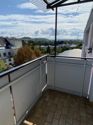 Geschmackvolle, gepflegte 2-Raum-Wohnung mit Balkon in Saarbrücken