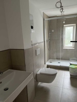 Wunderschöne, ruhige Altbau-Wohnung mit Balkon, Erstbezug nach Renovierung