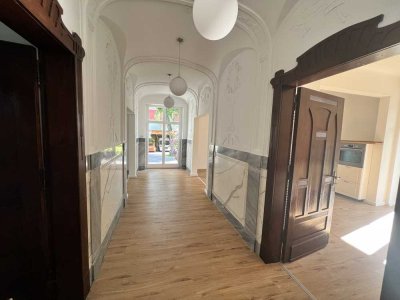 Attraktive und gepflegte 3,5-Zimmer-Hochparterre-Wohnung im Altbau mit Balkon in Lüdenscheid