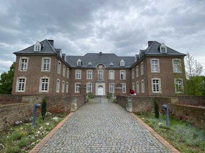 Schloß Gelsdorf  - 2-Zi Wohnung im Herrenhaus