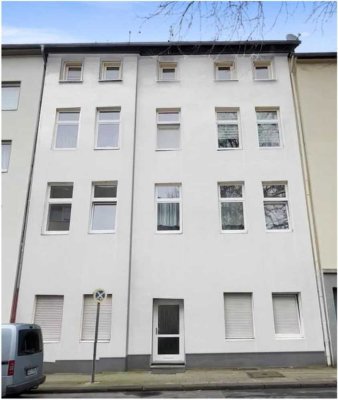 Moderne 2-Zimmer-Wohnung mit Einbauküche in frsicher renovierter Immobilie - ab 01.11