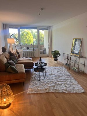 Charmante 2,5-Zi. Wohnung, ruhig, mit Loggia - Schwimmbad & Sauna im Haus