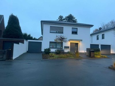 Gartenliebhaber aufgepasst!  Ruhiges, exklusives Wohnen in bester Lage von Kaarst!