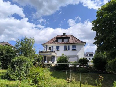 Energetisch modernisierte Erdgeschosswohnung mit Garten in ruhiger Lage und fantastische Aussicht