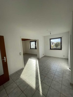 Schöne 4.5-Zimmer (107 m2) OG Wohnung in Neu-Ulm - Gerlenhofen