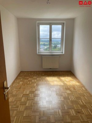3-Zimmer-Wohnung in Ampflwang | 50 m² | Ruhige Lage nahe Ortszentrum | Günstige Gesamtmiete & Sofortbezug!
