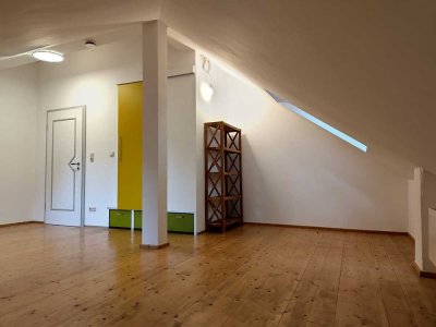 21 m² WG Zimmer (Zimmer 3) in 5er WG in Dreiparteienhaus