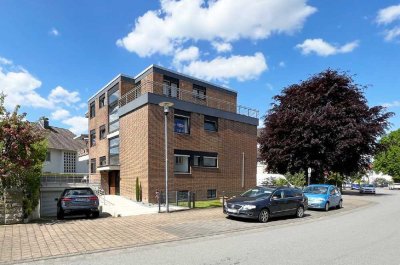 Schöner Wohnen im Penthouse....zentral gelegene Single-Wohnung am Schubertplatz