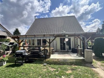 Ihr 4 Zimmer Traumhaus: Moderne Eleganz trifft höchste Energieeffizienz – Ein Meisterwerk von 2013!