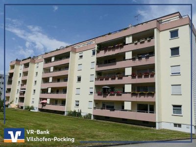 Hier können Sie kreativ sein: Helle & unrenovierte 3-Zimmer-Wohnung in beliebter Innstadt!