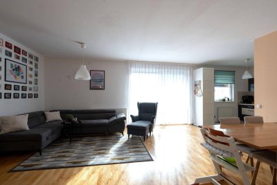 Moderne 3-Zimmer Wohnung mit Loggia/Balkon in der SolarCity zu kaufen!