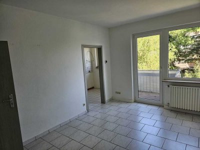Freundliche und gepflegte 2-Raum-Wohnung mit Balkon in Mönchengladbach