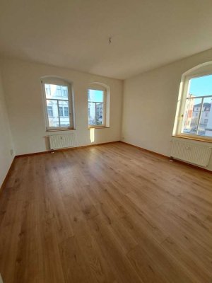 sonnige 2-Raum-Wohnung im 1. OG  zu vermieten