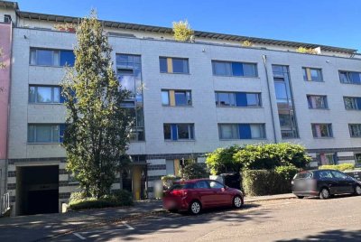Helle 2-Zimmer-Wohnung mit Loggia in gepflegtem Haus – zentral in Bonn-Castell