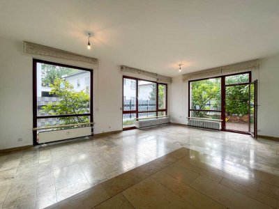 Lichtdurchflutete 3-Zimmer-Wohnung mit Wintergarten, Garten und Terrasse in ruhiger Lage