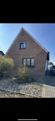 Freistehendes Einfamilienhaus in Top Lage!