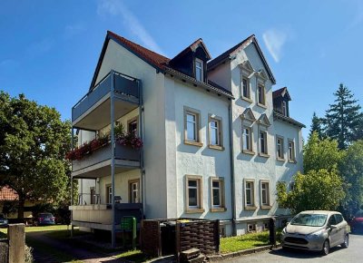 Große Familienwohnung mit 2 Balkonen und 2 Bädern und 2 Stellplätzen