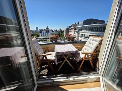 Schick! Saniert! 1 Zimmer mit Balkon + Wohnküche  - Top Lage Bornheim Nähe Berger Str.