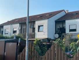 Kapitalanleger aufgepasst! 5 Reihenhäuser in attraktiver und gefragter Wohnlage zu verkaufen!