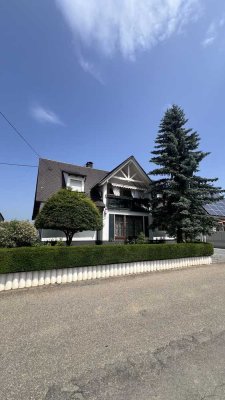 Großes Mehrfamilienhaus mit Garten, Scheune & Sauna – ideal für Familien