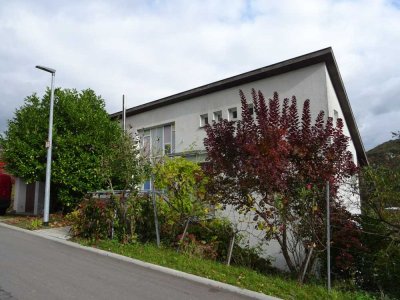 Einzigartiges großes Einfamilienhaus mit Blick ins Kochertal, in Niedernhall