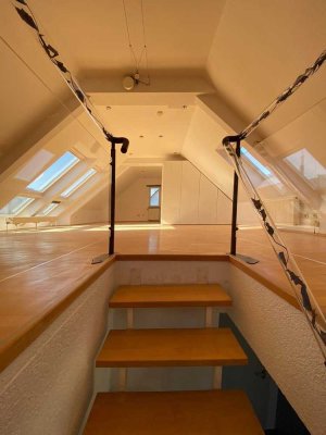 Charmante 1,5-Zimmer Dachgeschosswohnung in Stuttgart-Bad Cannstatt
