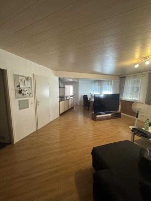 ***Schöne Vierzimmerwohnung / Gewerbeeinheit in Rastatt -Zentral gelegen- mit zwei TG-Stellplätzen**