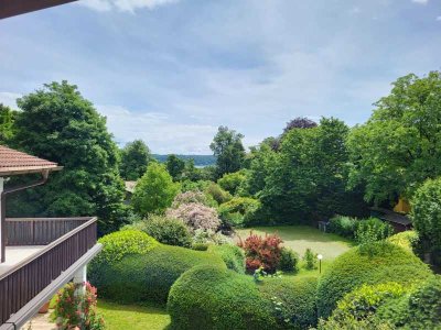 Herrlicher Seeblick inklusive- ca. 160 m² Wohn- u. Nutzfläche auf 2 Etagen in parkähnlicher Wohnanl.