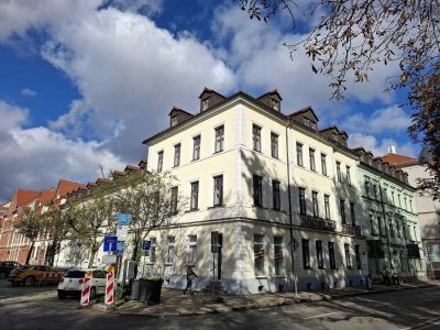 Grosszügige 3-Raum-Wohnung mit EBK ! - Ideal für die WG !