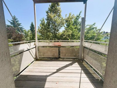 Stadtwohnung mit Balkon in den begrünten Innenhof!