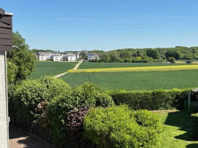 Schönes Reihenmittelhaus in sonniger Lage mit 5 Zimmern in Frankfurt am Main, Nieder-Eschbach