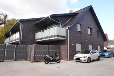 Keine Käuferprovision - Großzügige Dachgeschosswohnung mit Balkon