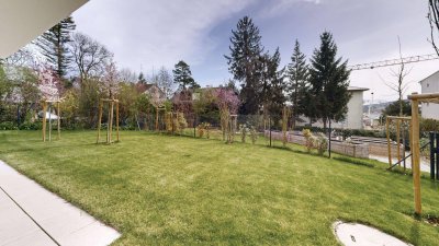 Einzigartige Gartenwohnung: 3 Zimmer, 3 Terrassen und großer Eigengarten - floé 225