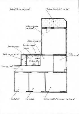 Stilvolle 4-Raum-Hochparterre-Wohnung renoviert mit Balkon, Küchen-Übernahme möglich, 2 Parkplätze